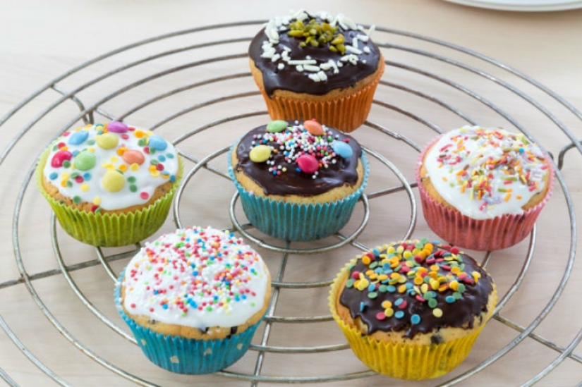 5 comidas simples que usted puede cocinar junto con su hijo