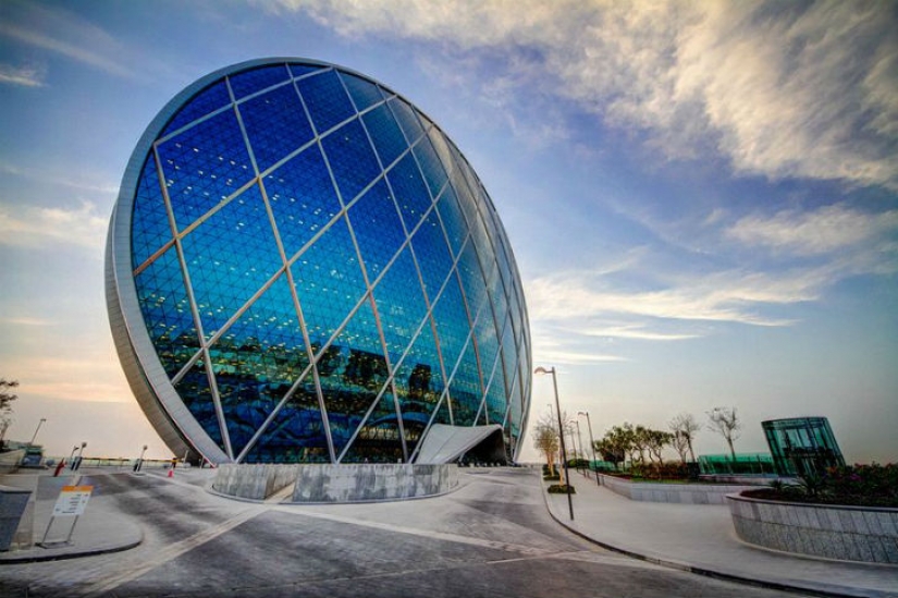 5 spherical skyscrapers that defy the laws of nature 5 spherical skyscrapers that defy the laws of nature