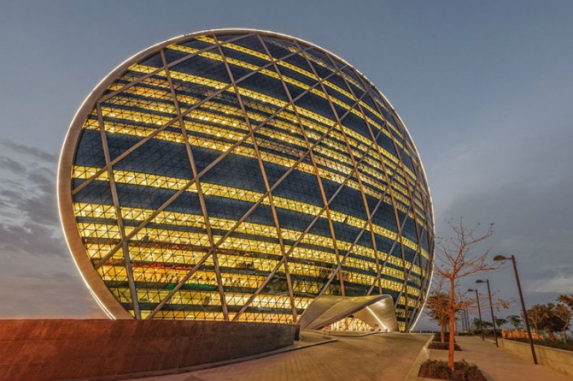 5 spherical skyscrapers that defy the laws of nature 5 spherical skyscrapers that defy the laws of nature