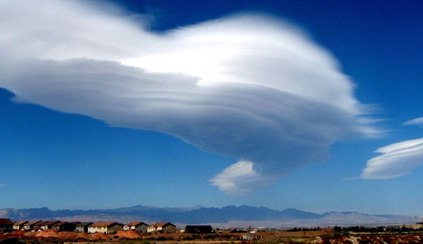 50 most beautiful clouds in the world 50 most beautiful clouds in the world