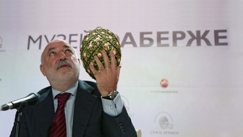 7 de la mayoría de las compras caras de los oligarcas rusos: desde los enormes yates a toda Islas