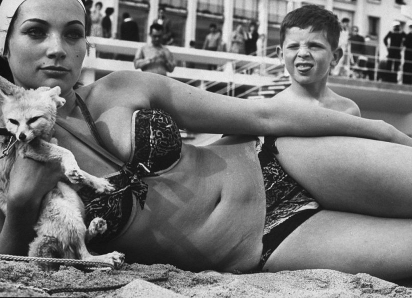 73 years ago there was the smallest swimsuit in the world — bikini 73 years ago there was the smallest swimsuit in the world — bikini