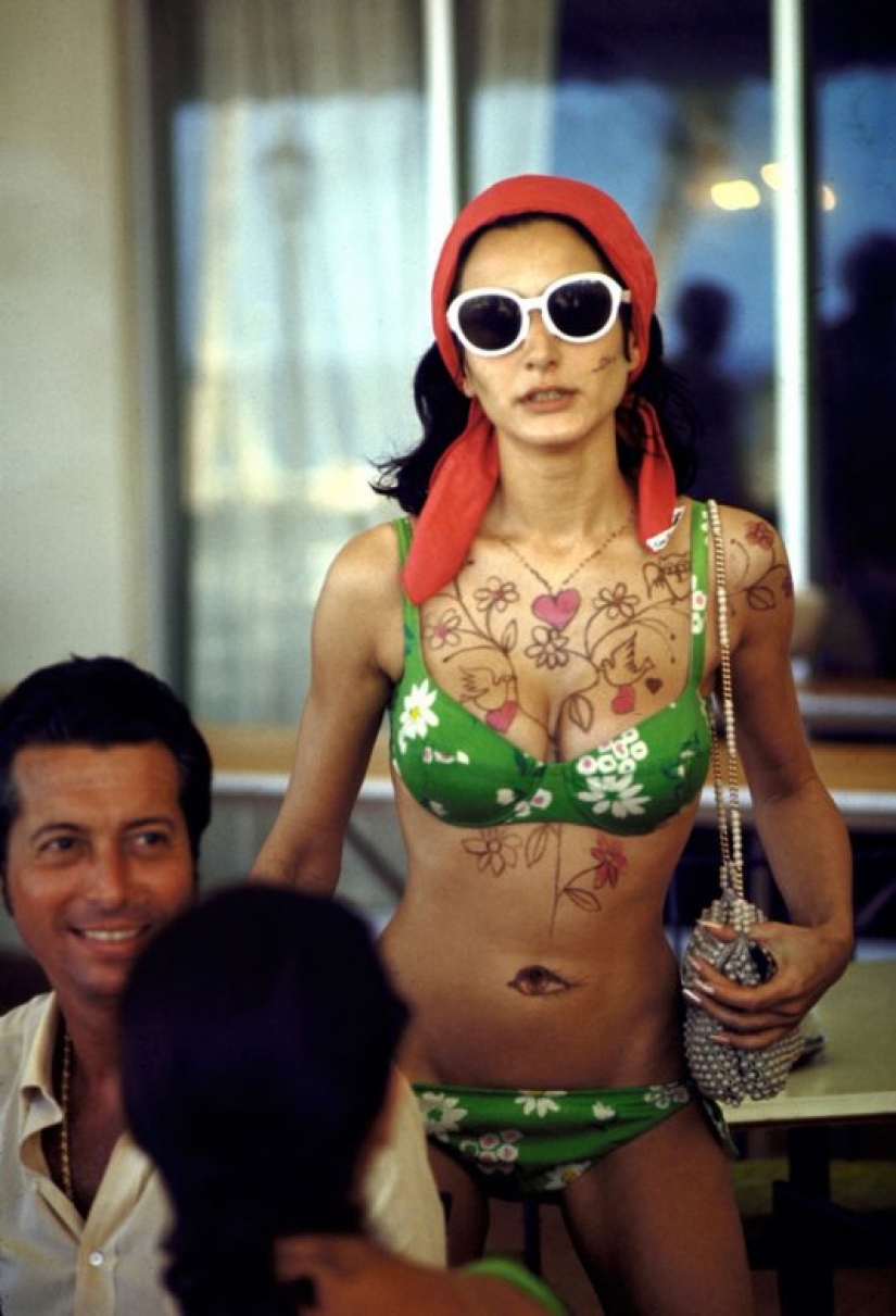 73 years ago there was the smallest swimsuit in the world — bikini 73 years ago there was the smallest swimsuit in the world — bikini