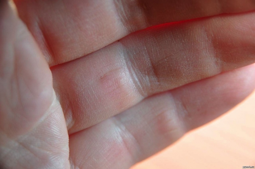 8 useful alternative ways to use duct tape