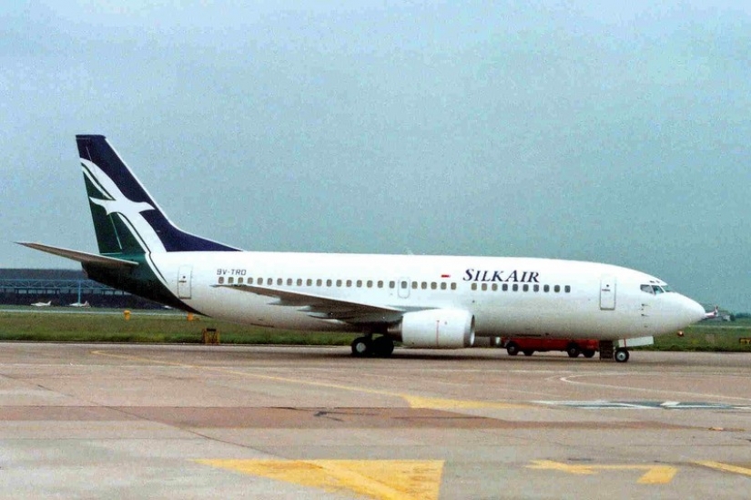 9 pilotos intencionalmente se estrelló el avión