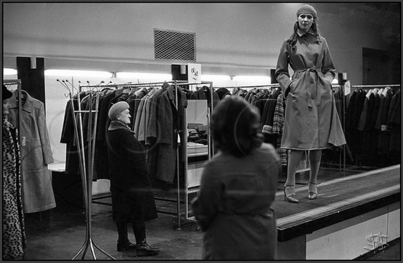 A lost "Golden age": 44 documentary photos by Vladimir Sokolaev A lost "Golden age": 44 documentary photos by Vladimir Sokolaev