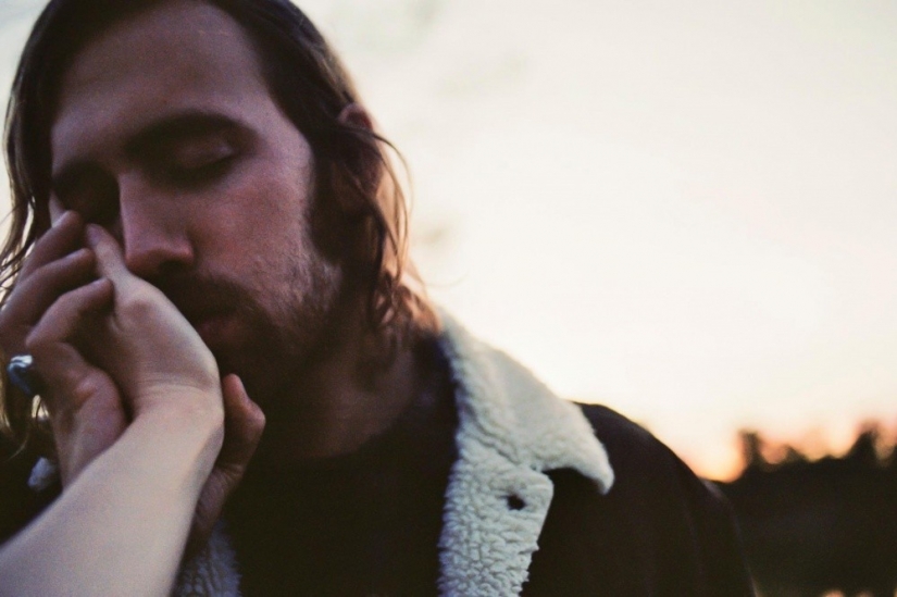 A photographer who shoots love