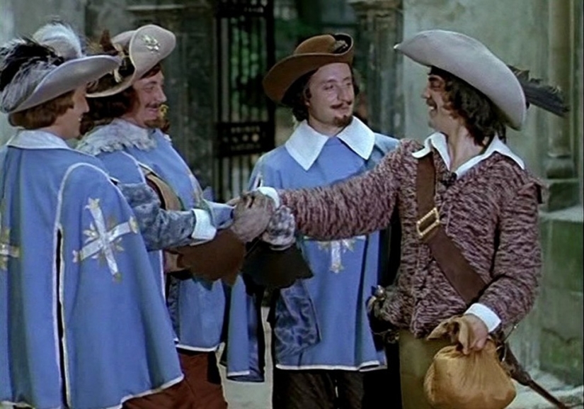 A single bottle of wine for the Musketeers, or As we have been deceived by Dumas A single bottle of wine for the Musketeers, or As we have been deceived by Dumas