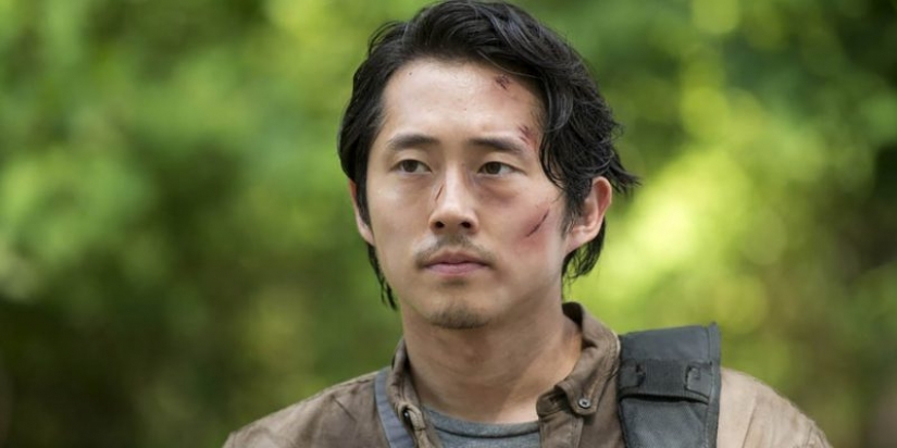Actors who earn millions for roles in "the Walking dead"