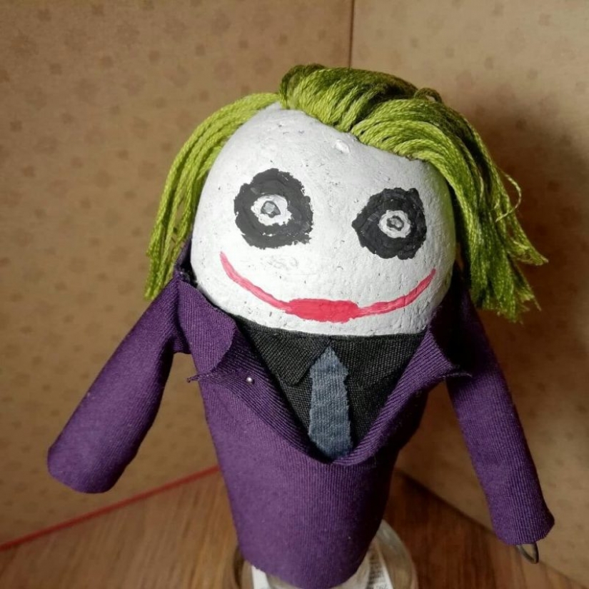 Alabando a una marca nacional, un blogger de Belarús crea obras maestras de patatas