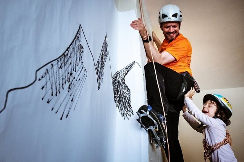 Amante de los viajes descubierto la manera de llegar a las montañas sin salir de casa