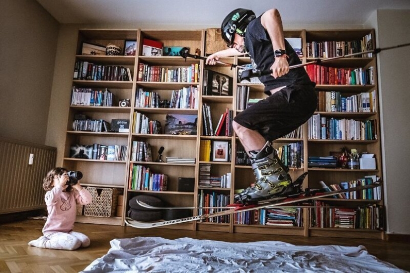 Amante de los viajes descubierto la manera de llegar a las montañas sin salir de casa