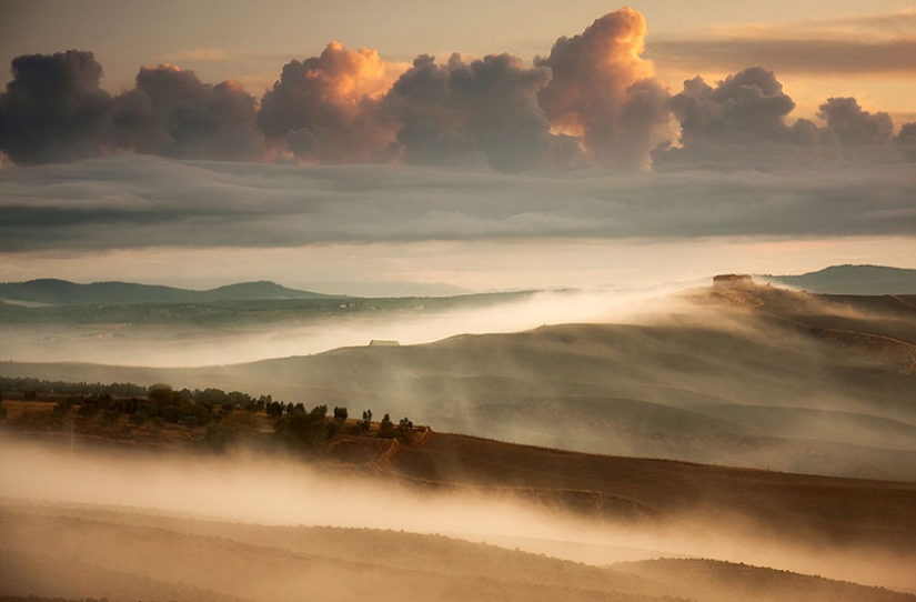 Amazing scenery in the arms of fog