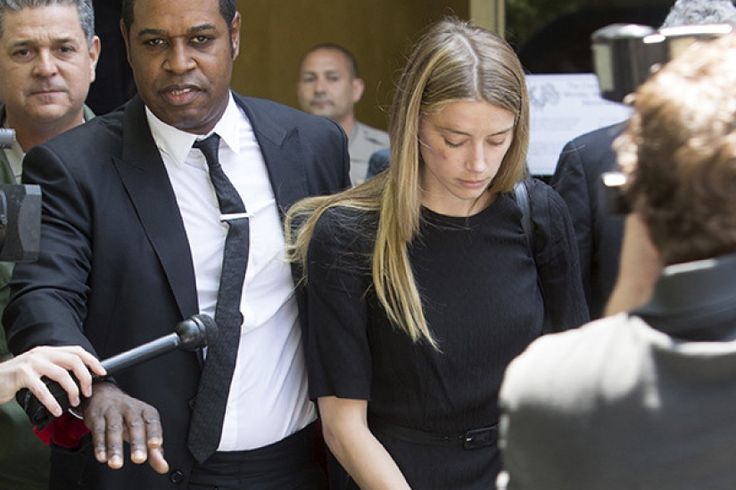 Amber heard, de johnny Depp ex, conferencias sobre la violencia doméstica por 33 dólares