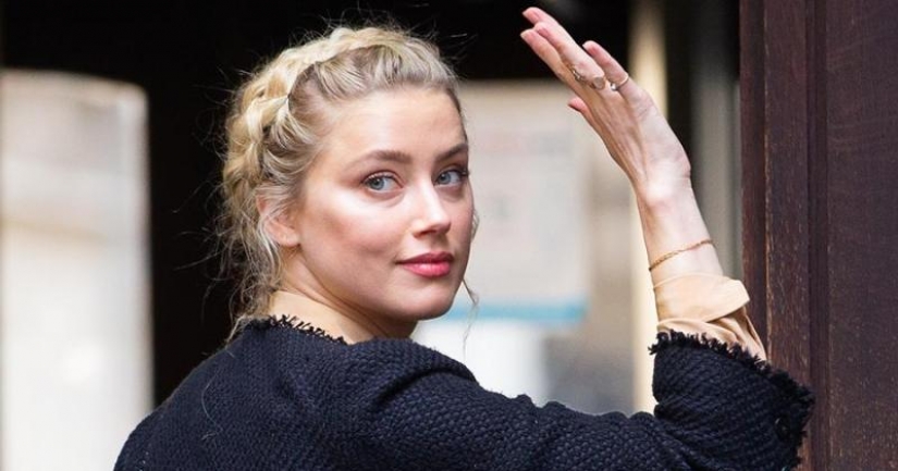 Amber heard, johnny Depp's ex, lectures on domestic violence for 33 dollars Amber heard, johnny Depp's ex, lectures on domestic violence for 33 dollars