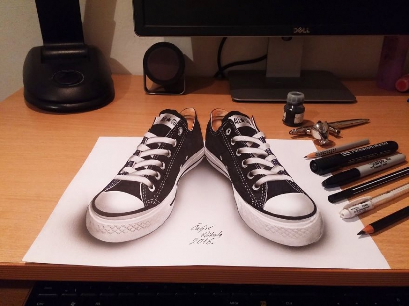And I want to touch it: Hyper realistic 3D drawings