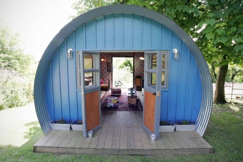 And women, too, should have its own cave