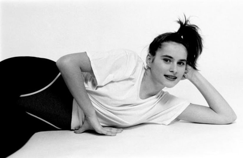 And you know? A rare photo of 16-year-old Melania trump at the dawn of her modeling career