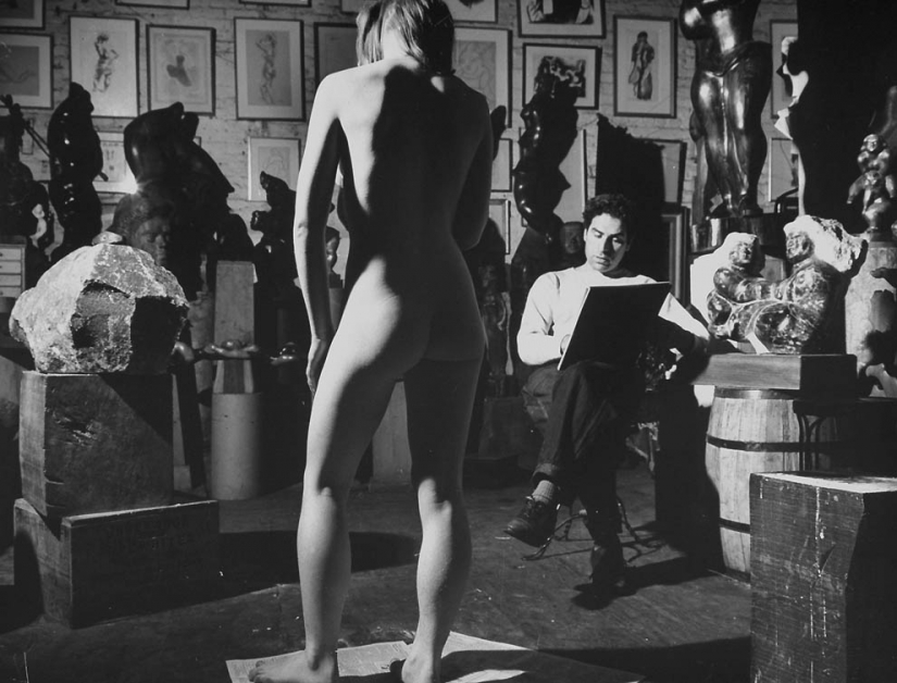 Artistas del modelo en el marco de la legendaria revista de la VIDA Artistas del modelo en el marco de la legendaria revista de la VIDA