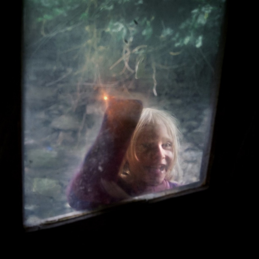 As the Spanish nudists and new agery restore the abandoned village