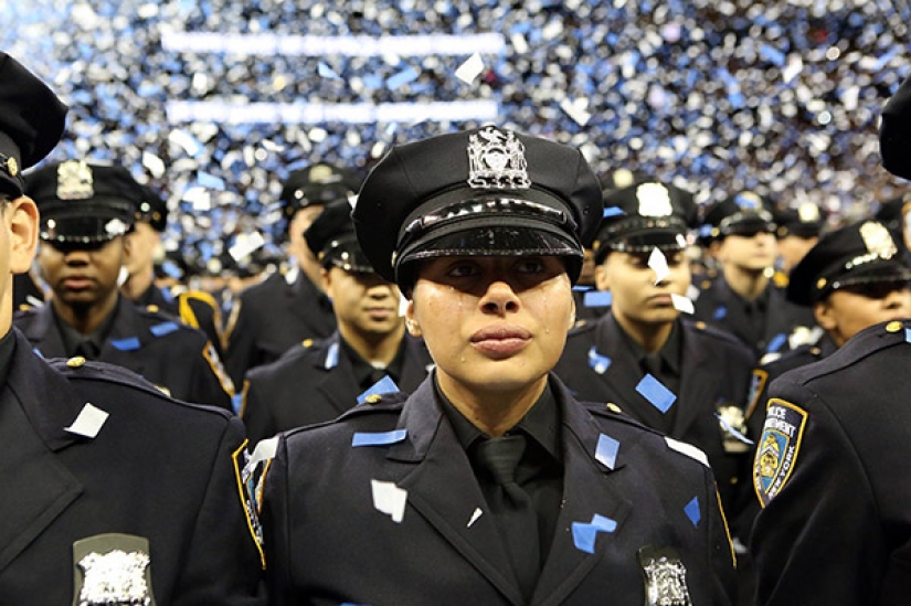 Beauties in uniform: the look of the women police in different countries