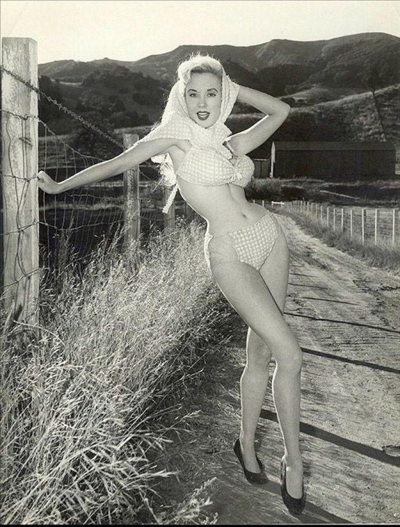 Betty Brosmer — the owner of the most gorgeous figures 50 years Betty Brosmer — the owner of the most gorgeous figures 50 years