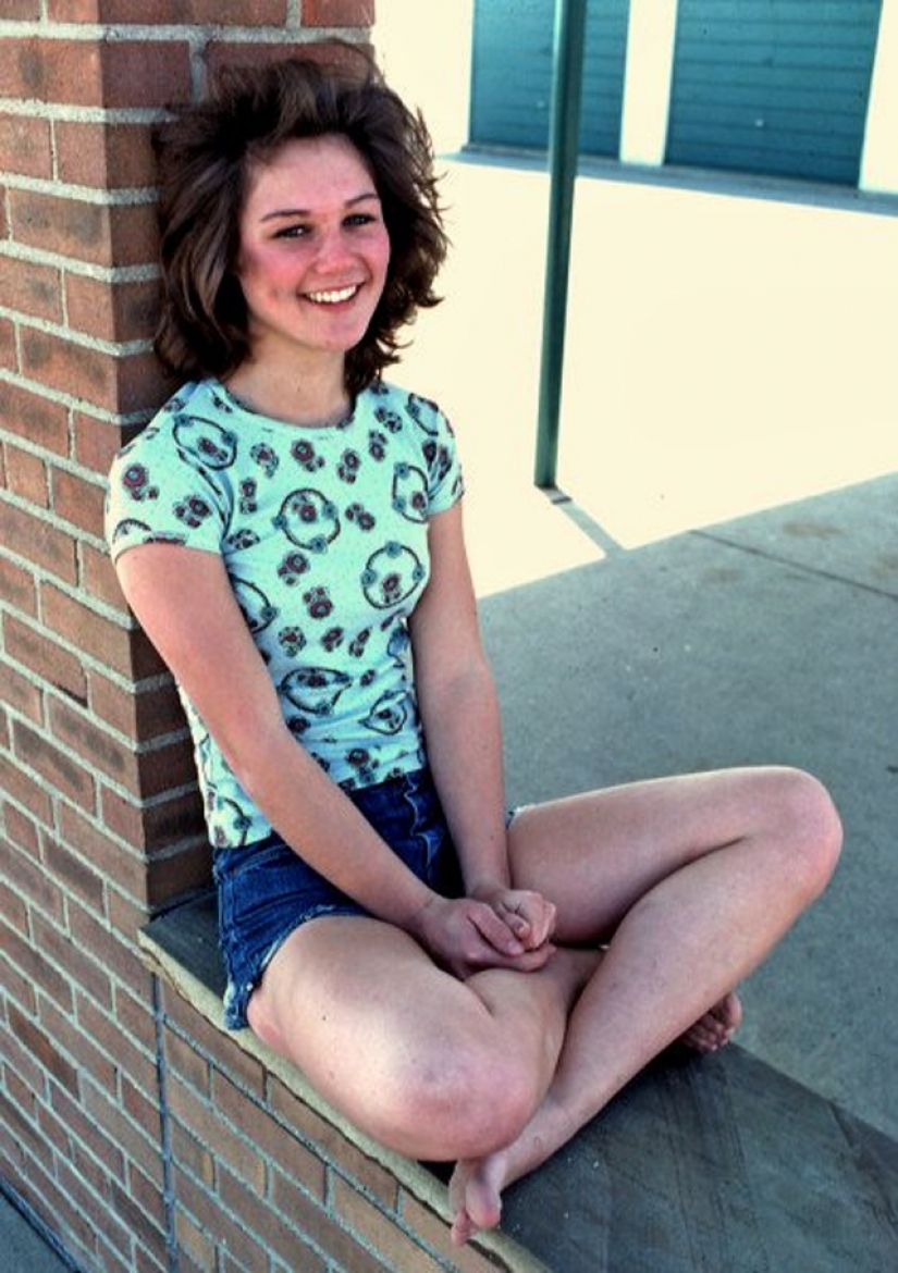Blue denim shorts a favorite among American women 70 years