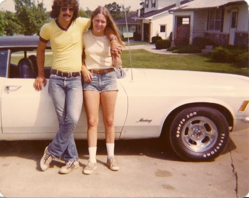 Blue denim shorts a favorite among American women 70 years