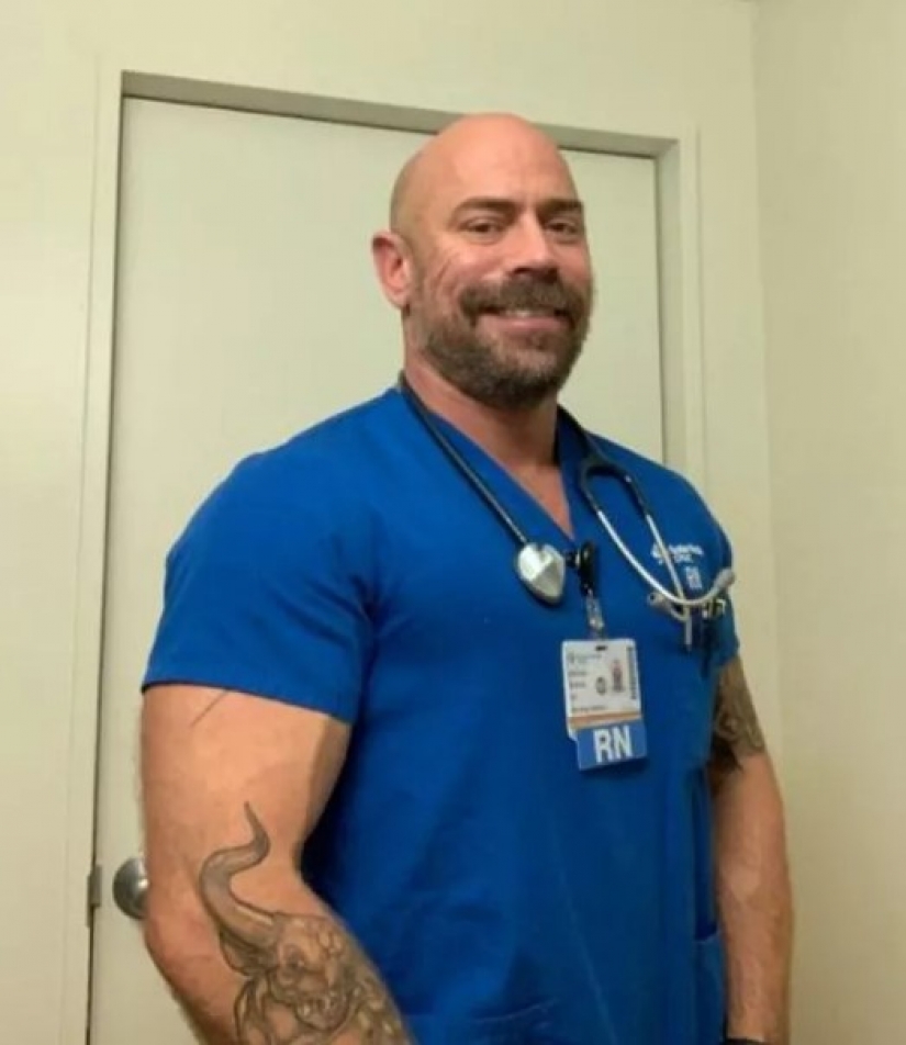 Bodybuilder gay ill with the coronavirus and in 6 weeks lost 23 kg Bodybuilder gay ill with the coronavirus and in 6 weeks lost 23 kg