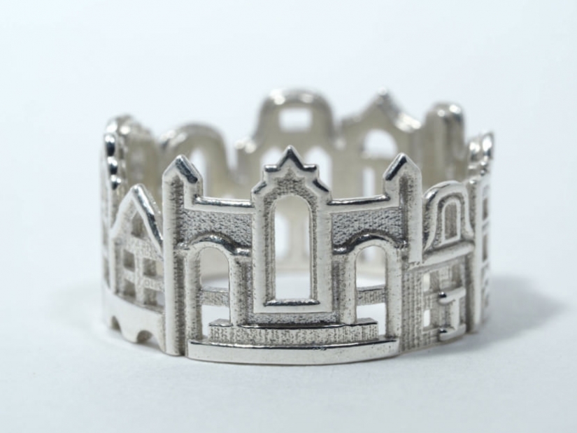 Born in the Siberian snows jeweler creates urban landscapes on the rings