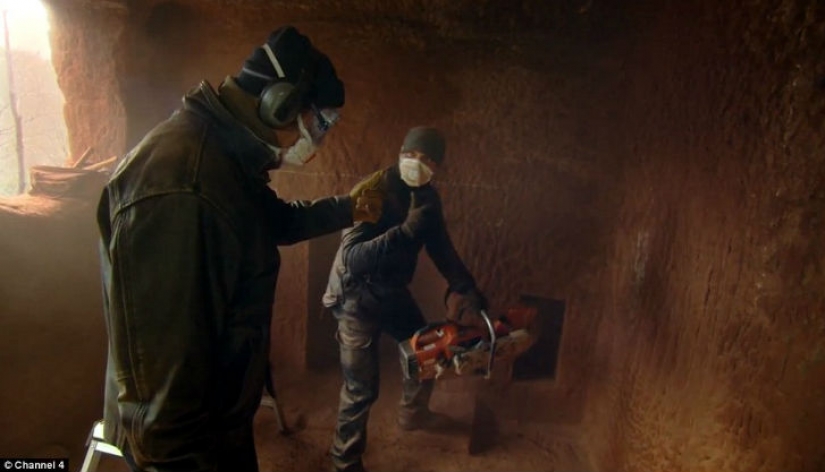 Cada hombre debe tener su propia cueva Cada hombre debe tener su propia cueva