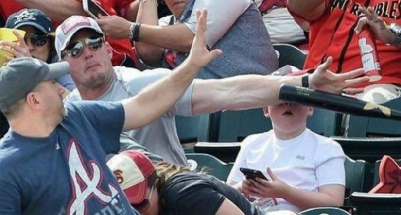 Carried: 11 stories about how happy the case has helped to avoid the tragedy Carried: 11 stories about how happy the case has helped to avoid the tragedy