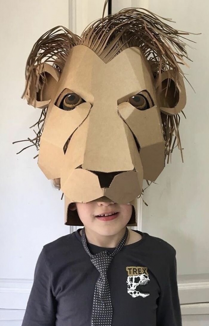 Cheap and creative: seamstress makes costumes out of cardboard Cheap and creative: seamstress makes costumes out of cardboard