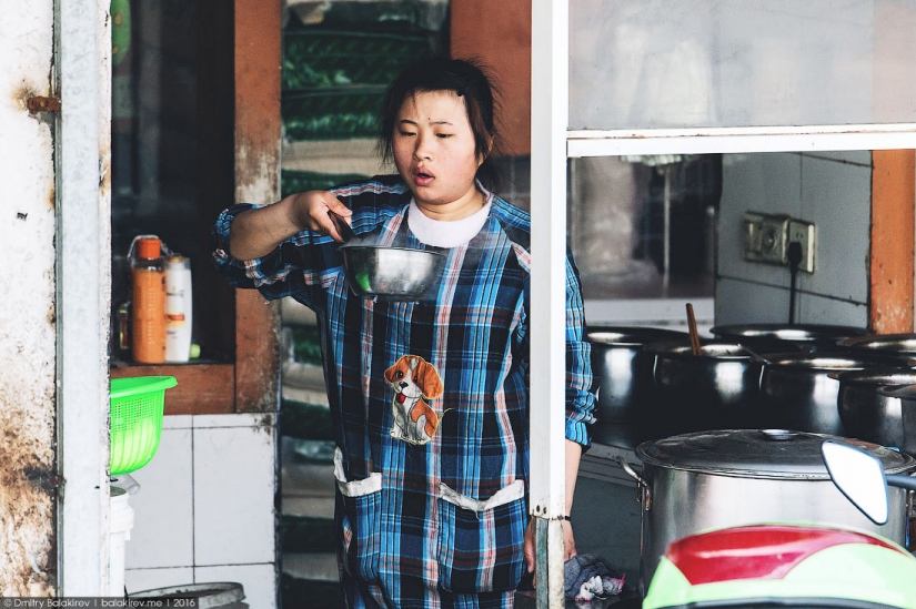 China that the tourists don't see