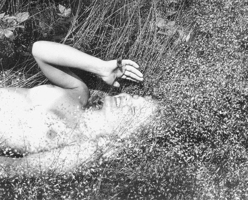 Classic erotica from the Soviet Lithuanian photographer Rimantas Dichavicius Classic erotica from the Soviet Lithuanian photographer Rimantas Dichavicius