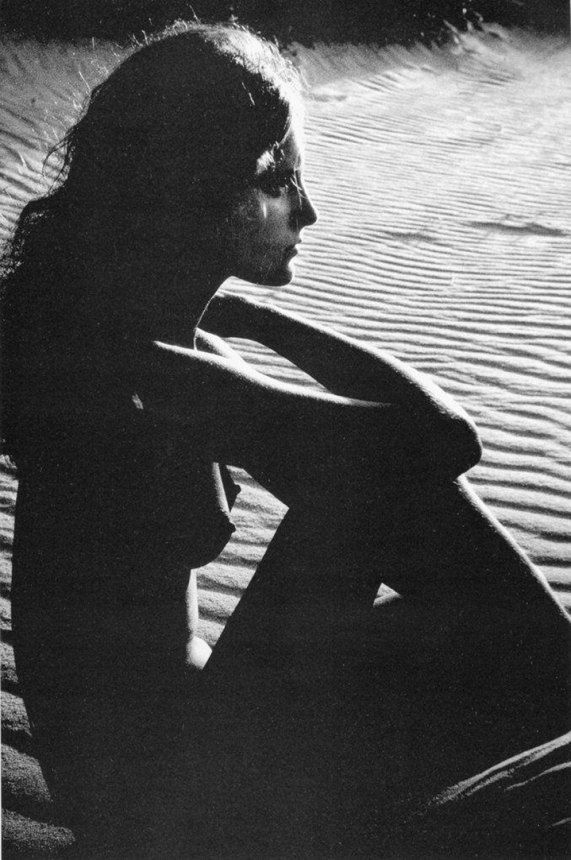 Classic erotica from the Soviet Lithuanian photographer Rimantas Dichavicius Classic erotica from the Soviet Lithuanian photographer Rimantas Dichavicius