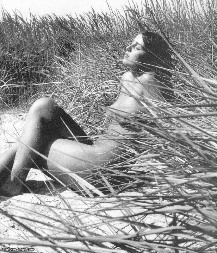 Classic erotica from the Soviet Lithuanian photographer Rimantas Dichavicius Classic erotica from the Soviet Lithuanian photographer Rimantas Dichavicius