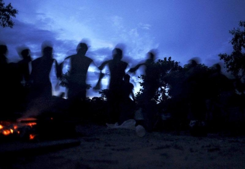 Cómo ir de pesca y caza de los Indios de la Amazonía Cómo ir de pesca y caza de los Indios de la Amazonía