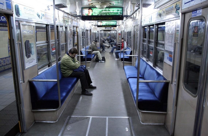 Cómo lucir como vagones del metro de diferentes países y épocas Cómo lucir como vagones del metro de diferentes países y épocas