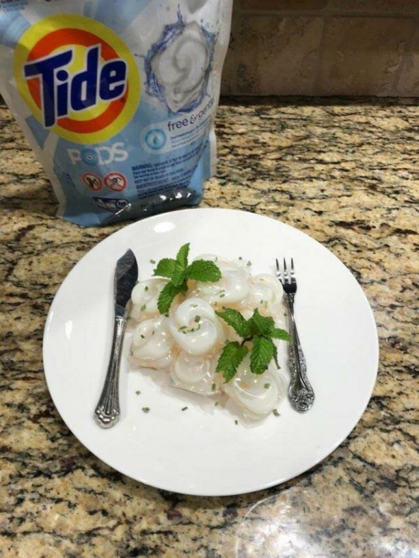 Colgante de pera no puede comer: la comida es fotografiada para la publicidad Colgante de pera no puede comer: la comida es fotografiada para la publicidad
