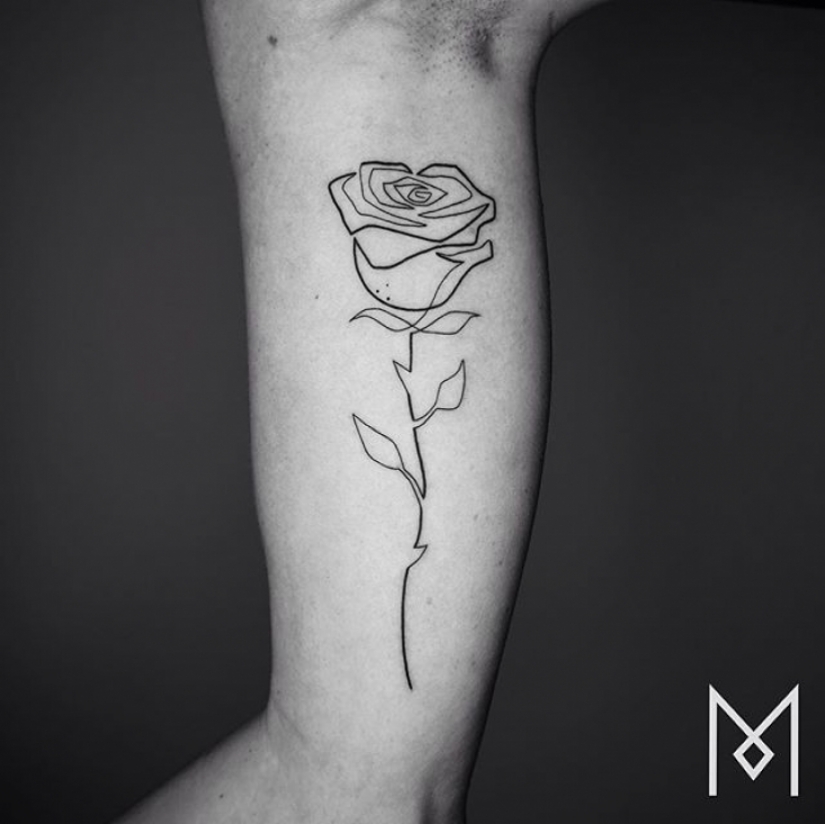 Cool minimalist tattoo, drawn with a single line Cool minimalist tattoo, drawn with a single line