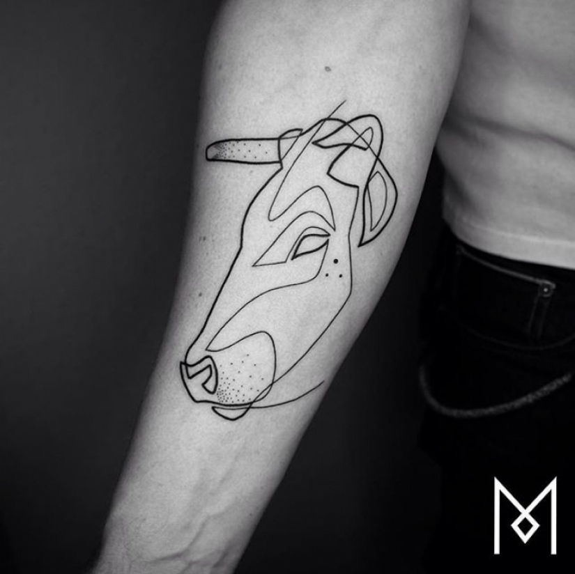 Cool minimalist tattoo, drawn with a single line Cool minimalist tattoo, drawn with a single line