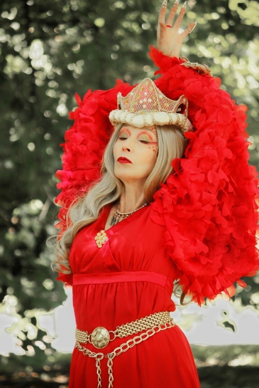 Cosplay all the images of a submissive: 20 striking images from the citizens of St. Petersburg Marina Budanovoy