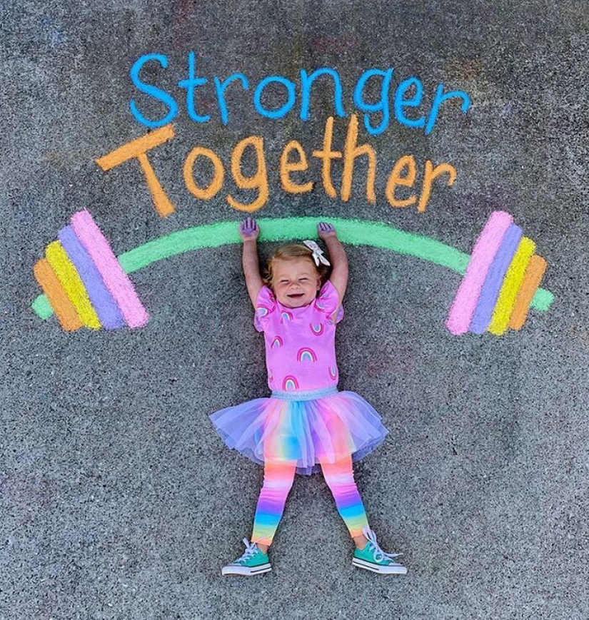 Crayons and imagination: cute pictures of magical worlds that my mom created for daughters in quarantine