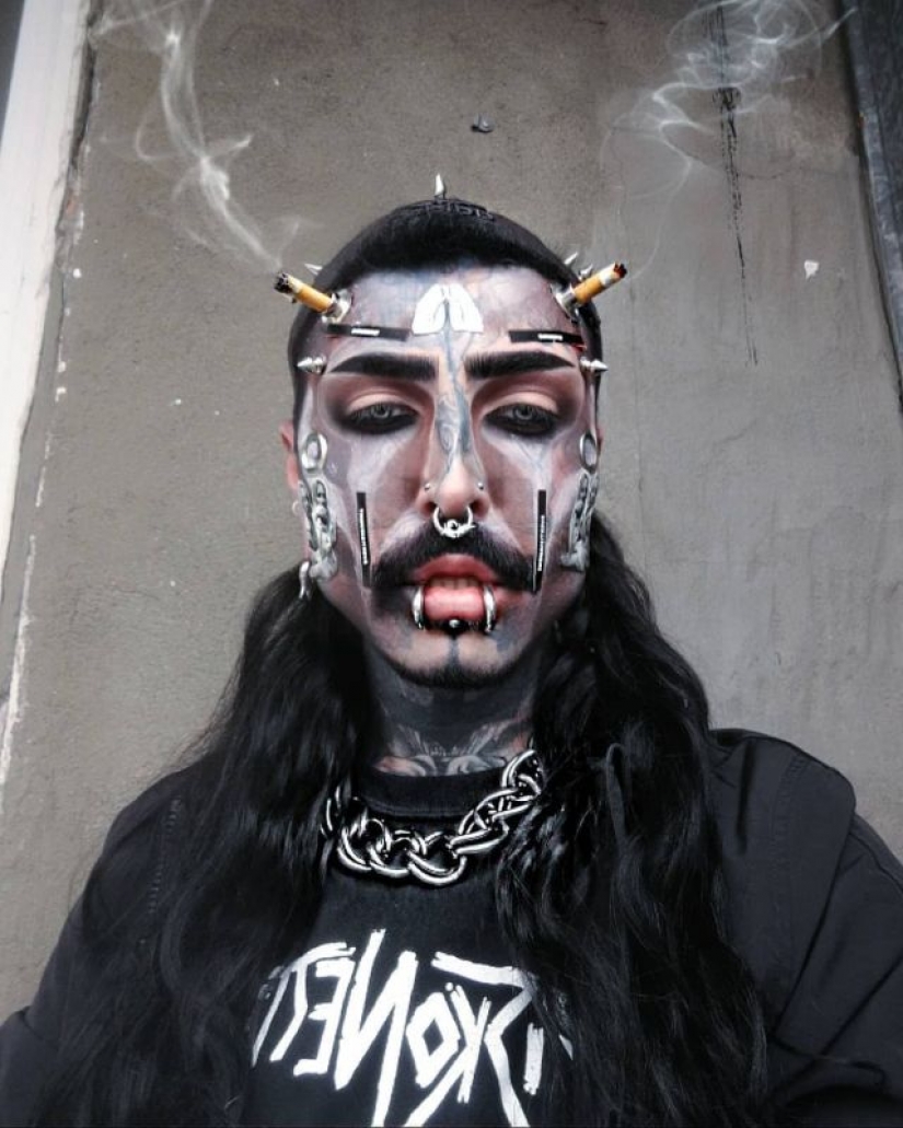 Cumplir con Felipe Royer — glamour vampiro de Montreal Cumplir con Felipe Royer — glamour vampiro de Montreal