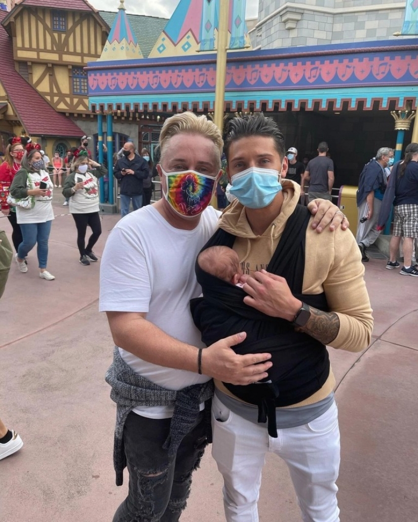 Daughter gave the egg to the father is gay and my ex to have another child