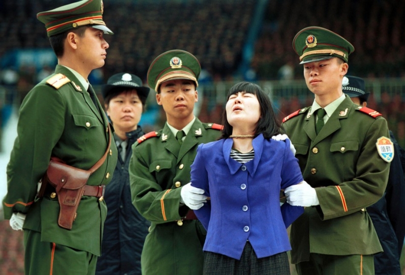 De impuestos y pensiones en China