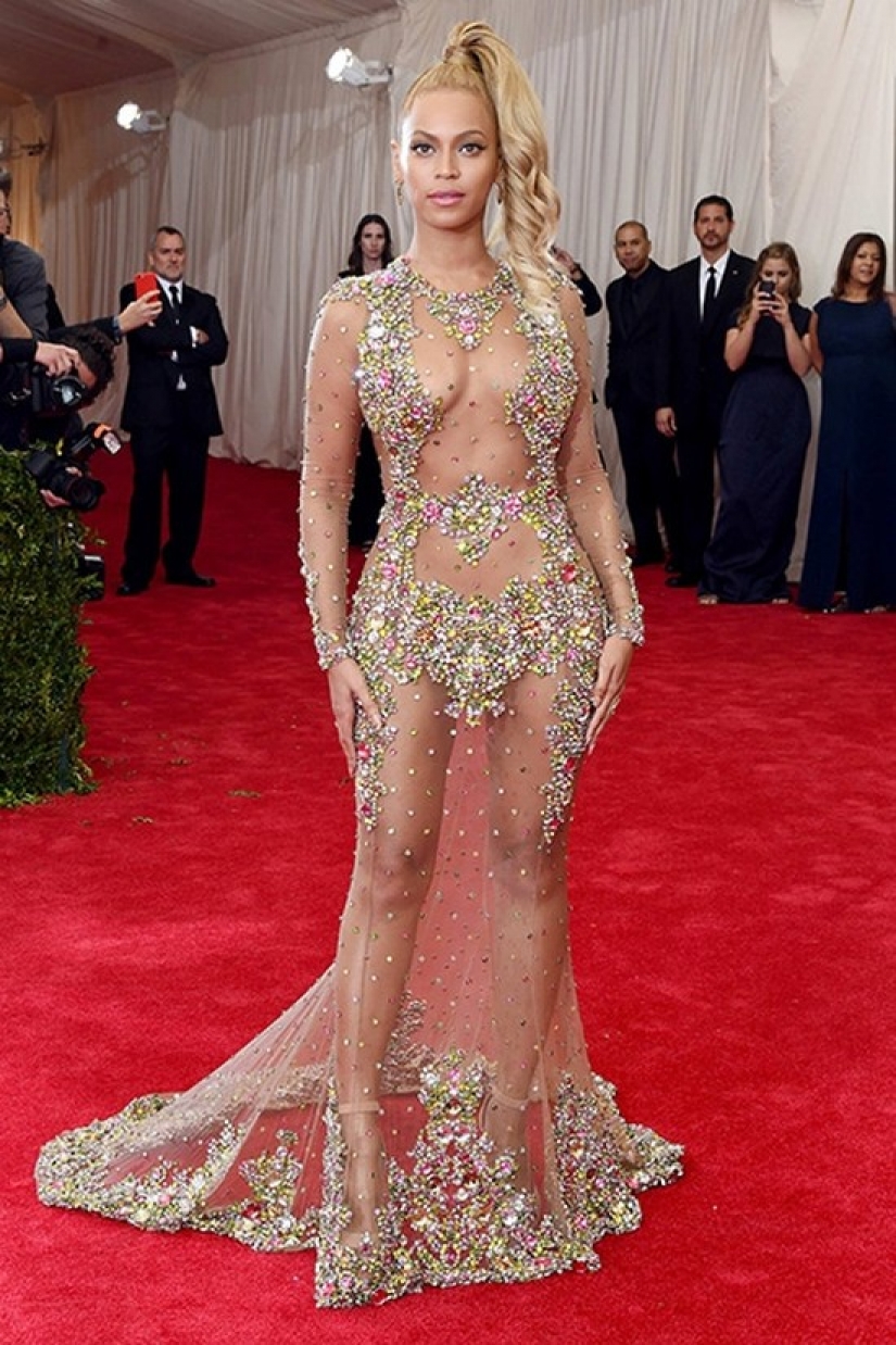 "Desnudo" vestidos de las estrellas: la mayoría de los extravagantes atuendos de las celebridades en la historia, desde Marilyn Monroe y Barbra Streisand a beyoncé y Madonna