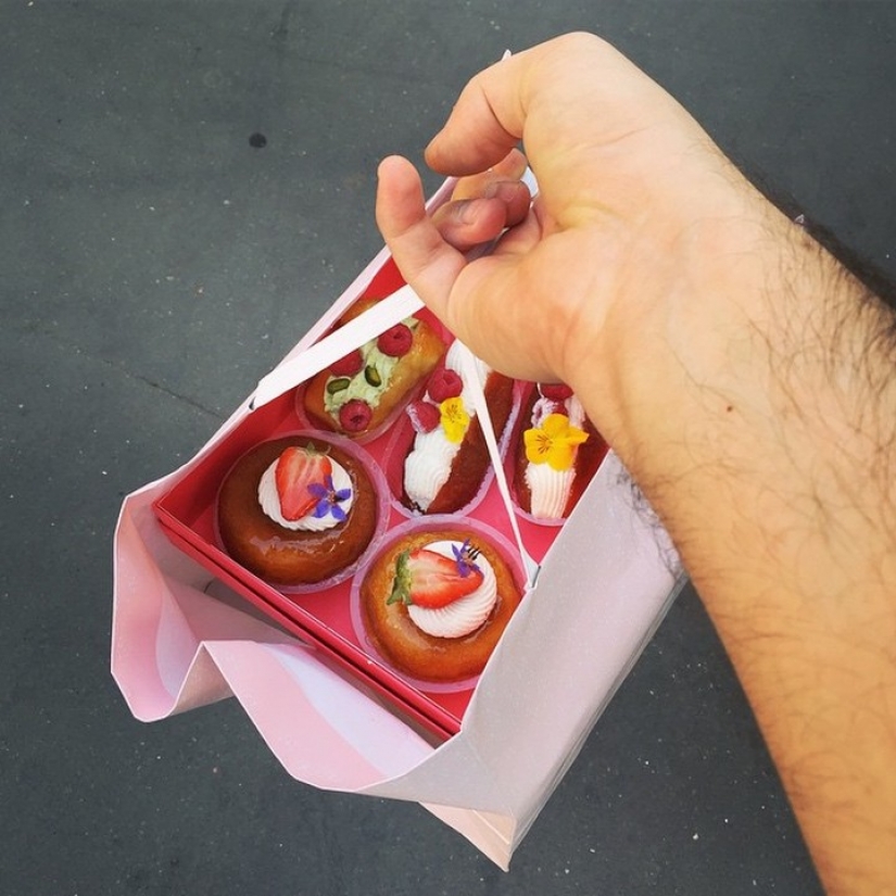 Eclair como el arte de: postre y zapatos en instagram Tala Spiegel