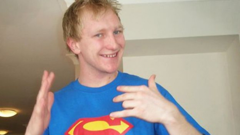 "El Banco accidentalmente me dio el crédito por 2 millones y yo pasamos en strippers y los coches"